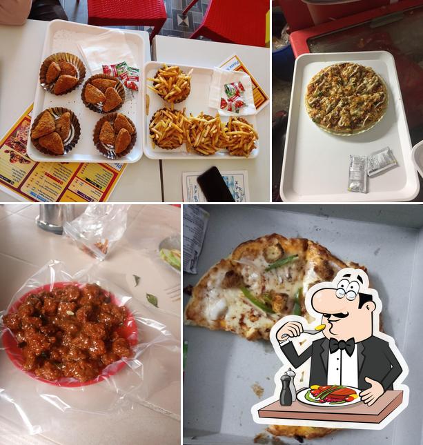 Food at Vintage Fried Chicken & Pizzas
