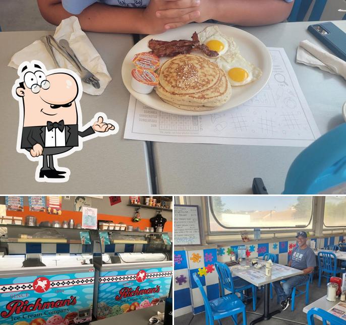 Brandon's Pancake House & IceCream Parlor in Wildwood Restaurant reviews