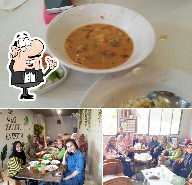 Take a look at the picture showing interior and seo_images_cat_45 at Sop Kaki Kambing Dudung Roxy - SMS