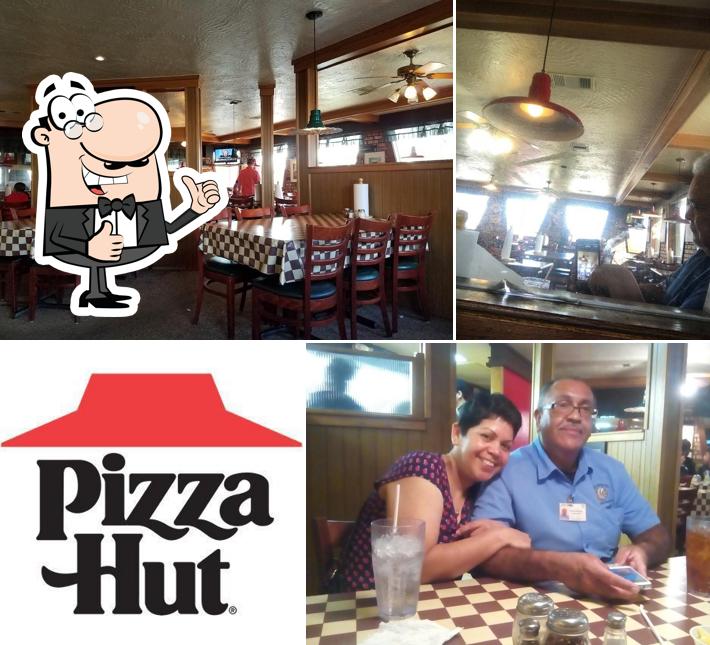 Pizza Hut, 920 Blvd in Harlingen Restaurant menu and reviews