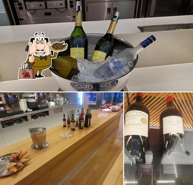 Il est fort sympathique de prendre un verre de vin à Air France Lounge 2E - Hall L