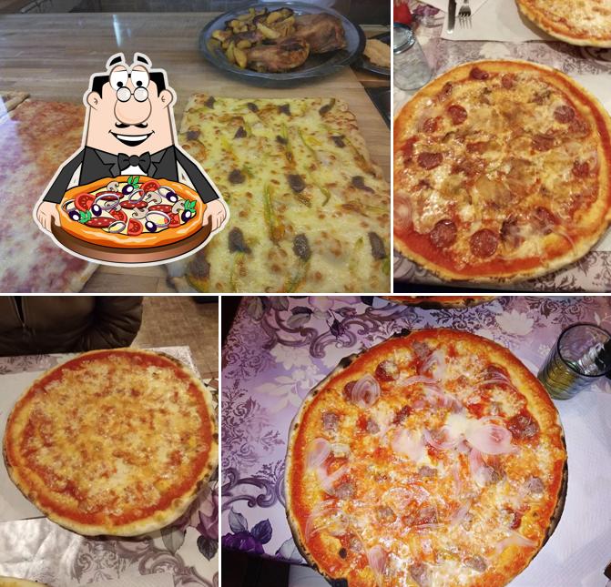 Scegli una pizza a Pizzeria Tavola calda