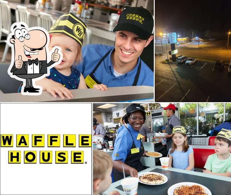 Waffle House in Etowah Restaurant menu and reviews