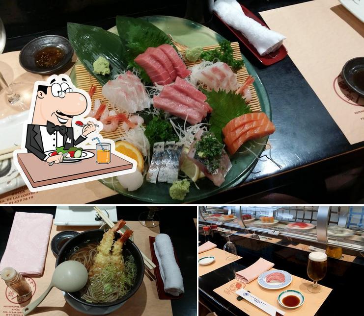 Comida en Ginza Food Hall Restaurant