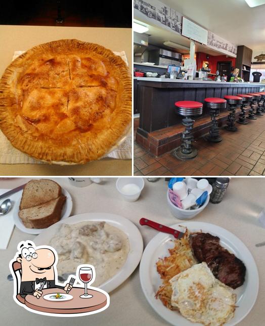 Behr Den Restaurant in Rockford Restaurant menu and reviews
