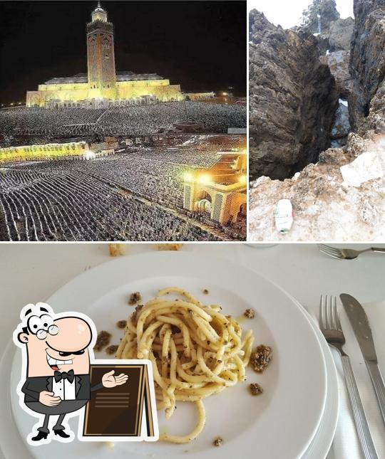 La esterno e cibo del ristorante