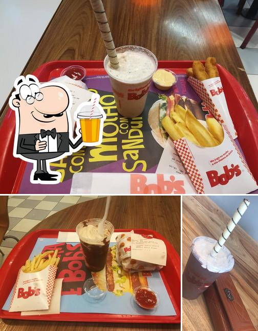 Desfrute de um drinque no Bob's Burger - Shopping Penha