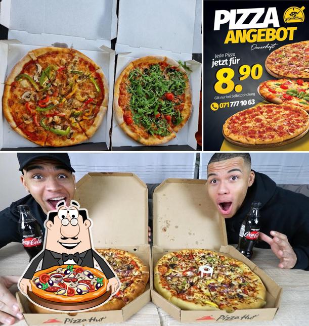 Scegli tra le molte varianti di pizza