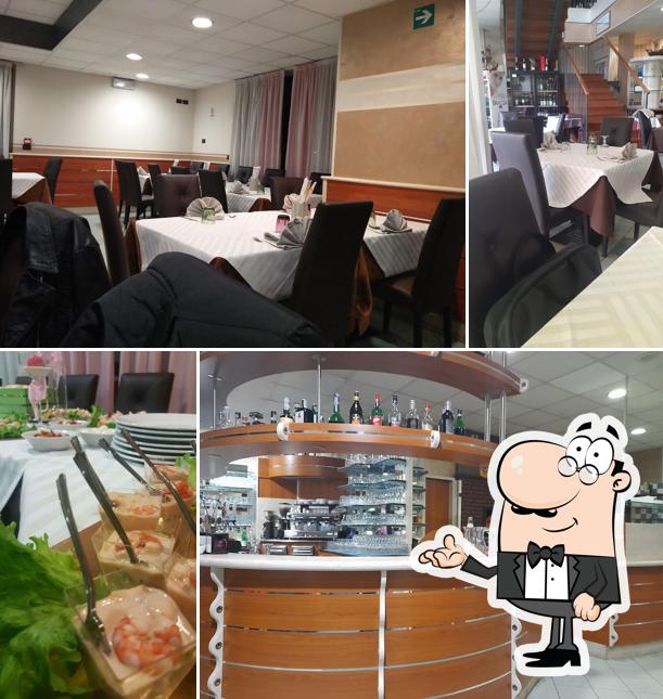 Siediti a un tavolo di Pizzeria Ristorante La Rosa dei Venti