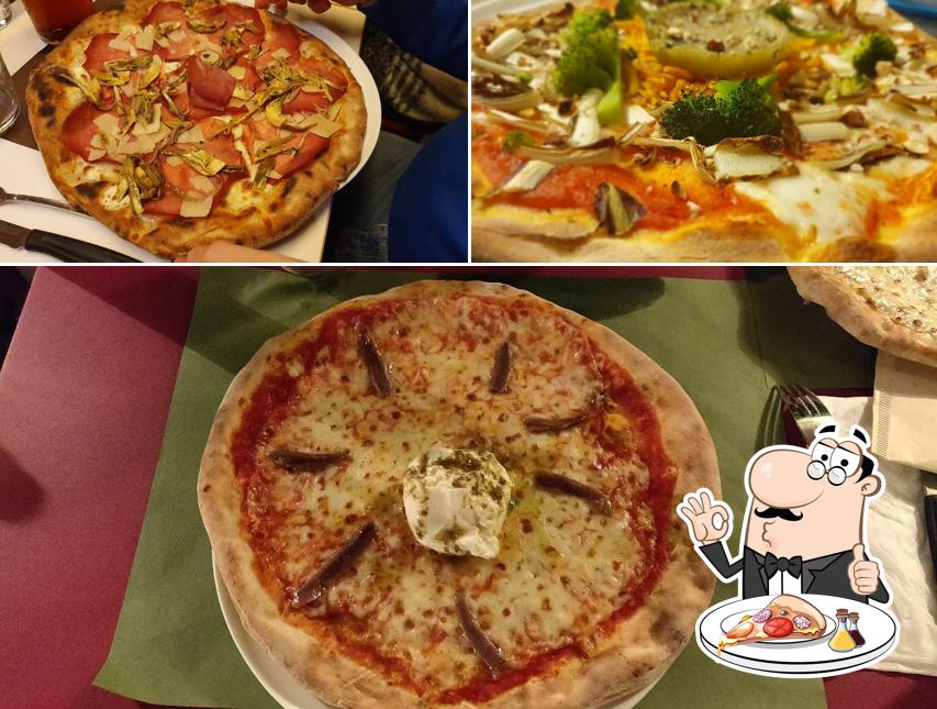 Prenditi una pizza a Pizzeria Barone Rosso