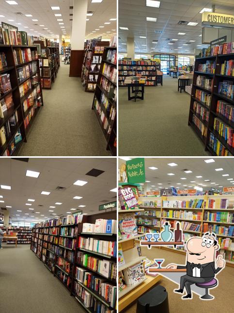 El interior de Barnes & Noble