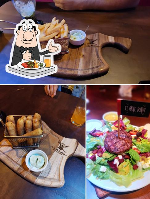 Comida em El Piratas - Restaurante Temático