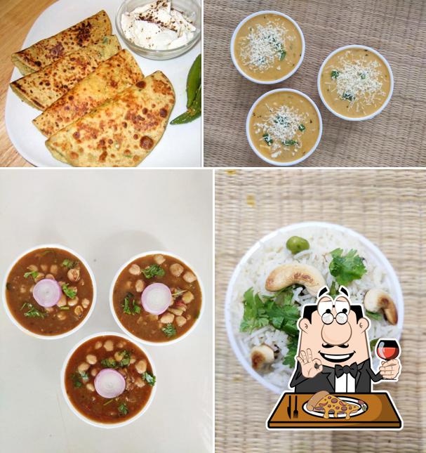 Pick different kinds of pizza
