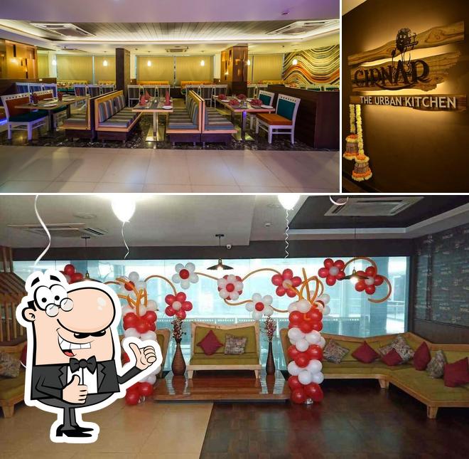 See this picture of Hotel Girnar