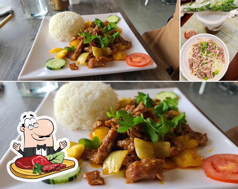 Order meat meals at IPho Vietnamese Cuisine
