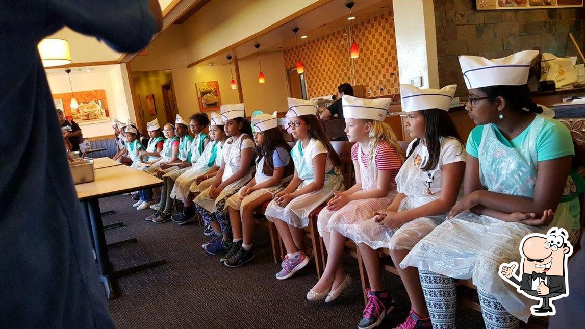 Coco's Bakery Restaurant, 7269 Haven Ave in Rancho Cucamonga