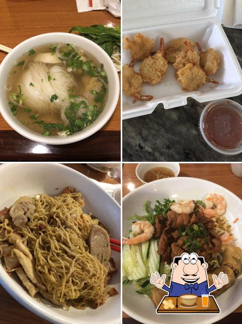 Food at Phở Super 9