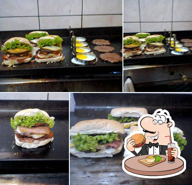 Las hamburguesas de Romário's lanche gustan a una gran variedad de paladares