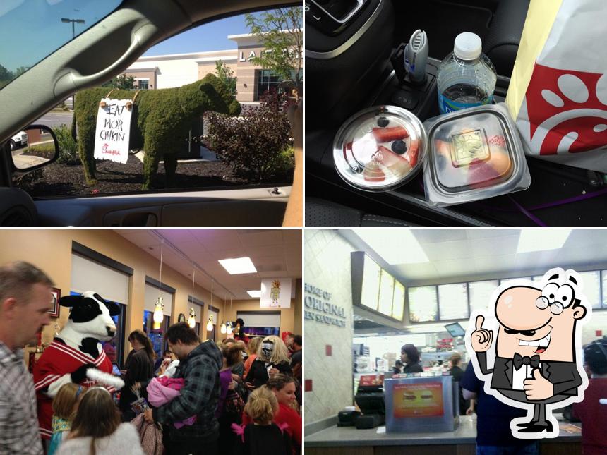 ChickfilA Pasadena Crossroads, 8110 Jumpers Hole Rd in Pasadena