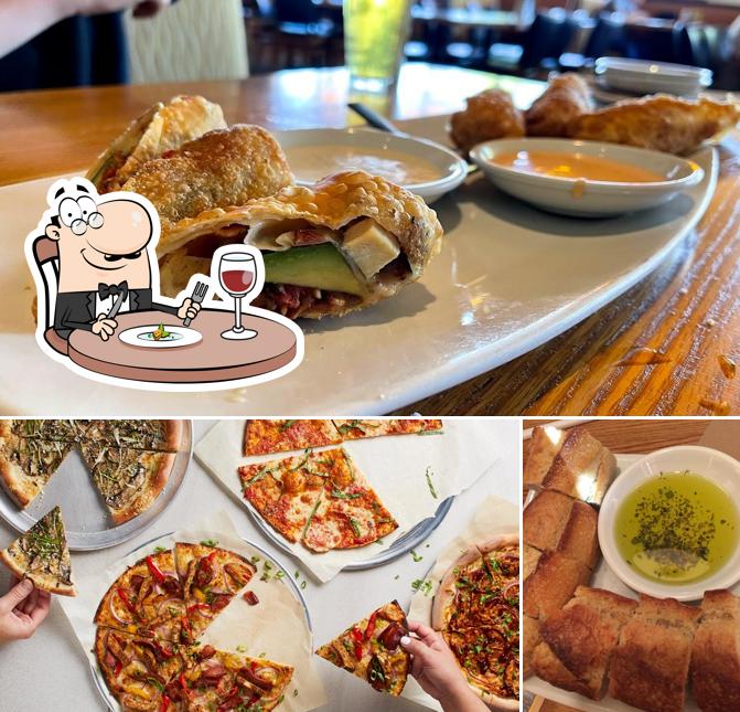 California Pizza Kitchen at Fountains at Roseville, Fountains at