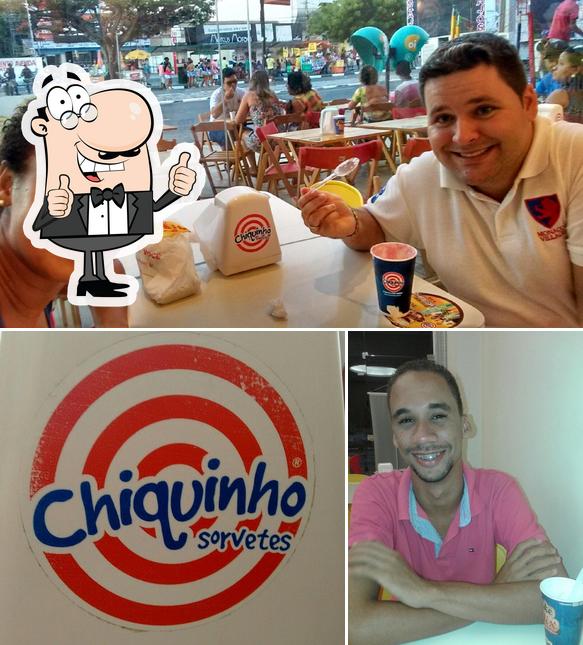 Look at the picture of Chiquinho Sorvetes