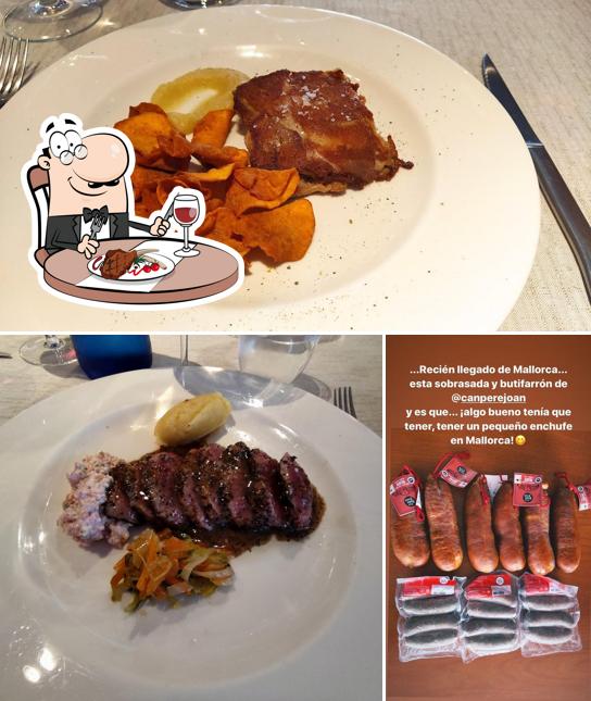 Order meat meals at Restaurante Avenida