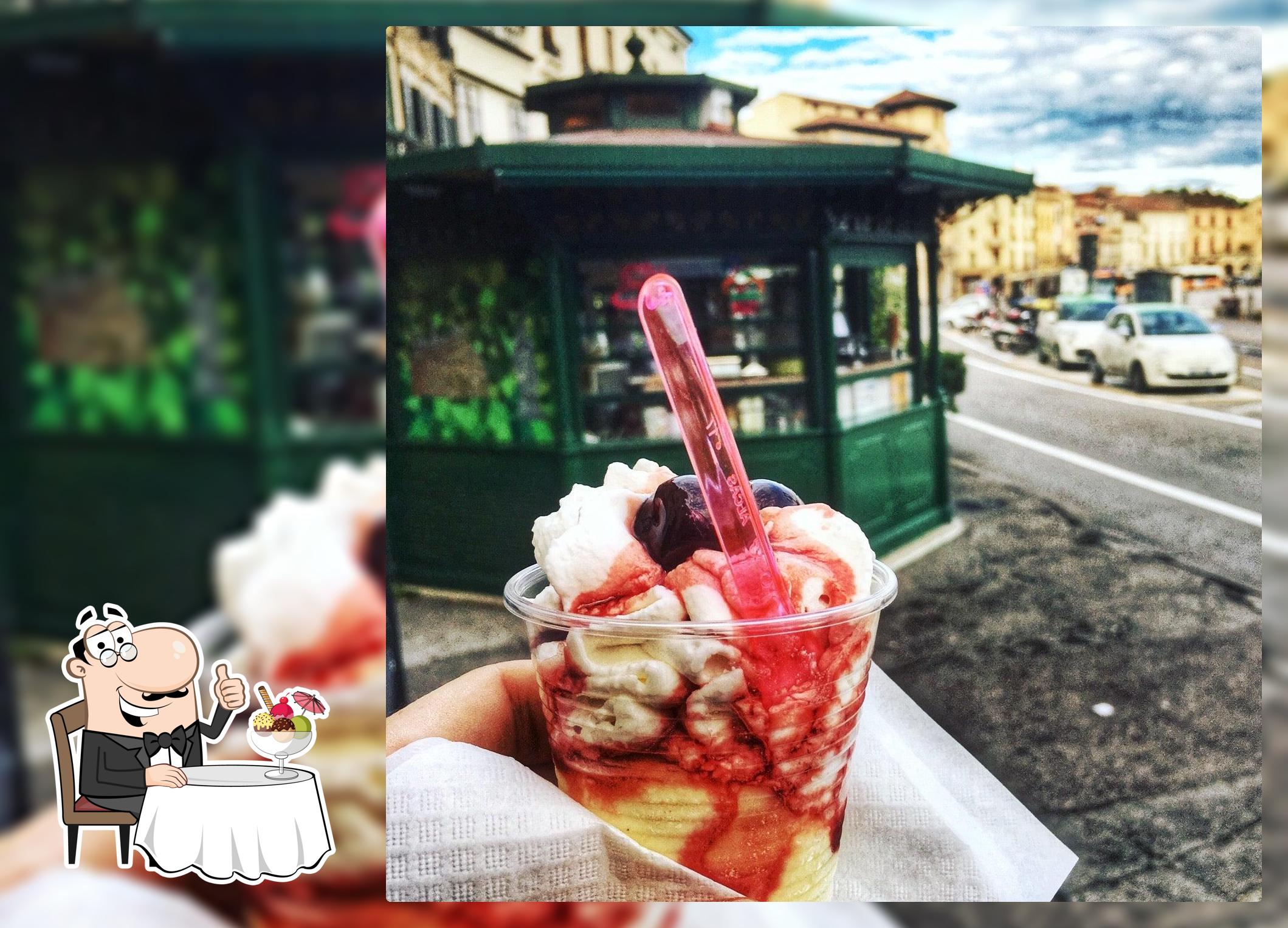 Non scordarti di provare un dessert al caffè bar Gelateria Rocco