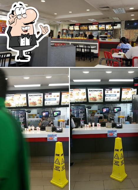 Hungry Jack's Burgers Labrador, 148 Brisbane Rd in Labrador