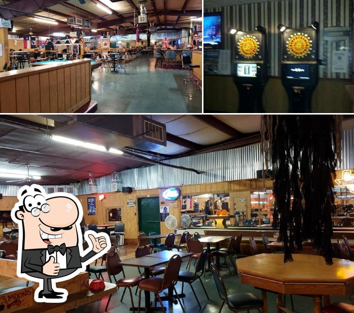 Shenanigans Night Club in Texas City Restaurant reviews