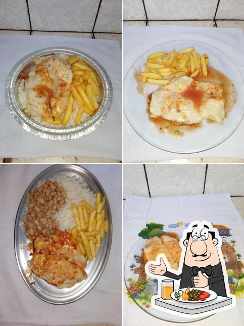 Comida em Restaurante Sobradão