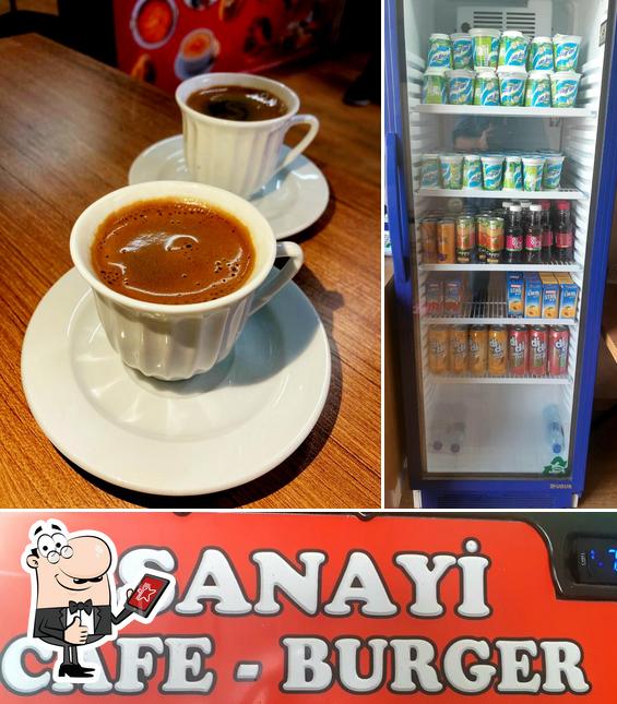 Vea esta foto de Sanayi Cafe Burger