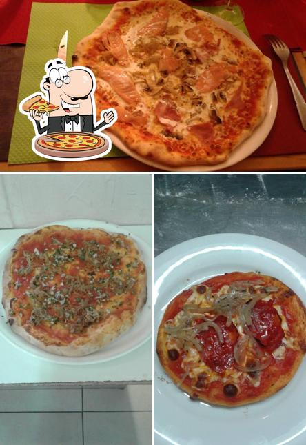 A La Salina, vous pouvez essayer des pizzas