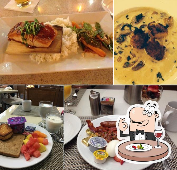 Basil's Bistro in Melville Restaurant menu and reviews