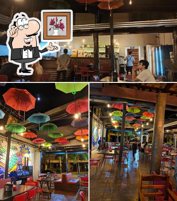 Veja imagens do interior do BBQ Smoked House