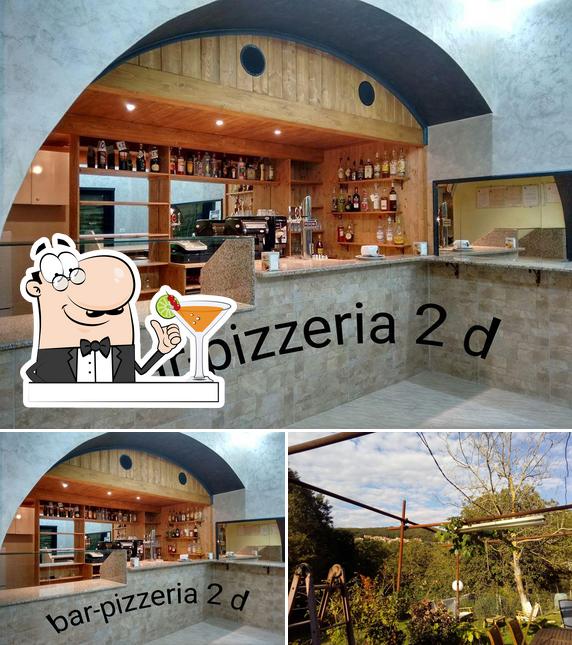 Dai un’occhiata alla immagine che mostra la bevanda e esterno di Bar Pizzeria 2D