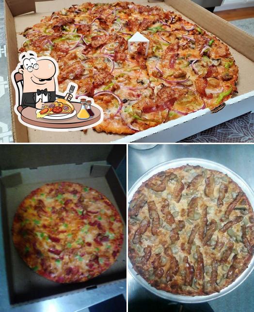 St. Louis Pizza & Wings Affton, 8013 MacKenzie Rd in Affton