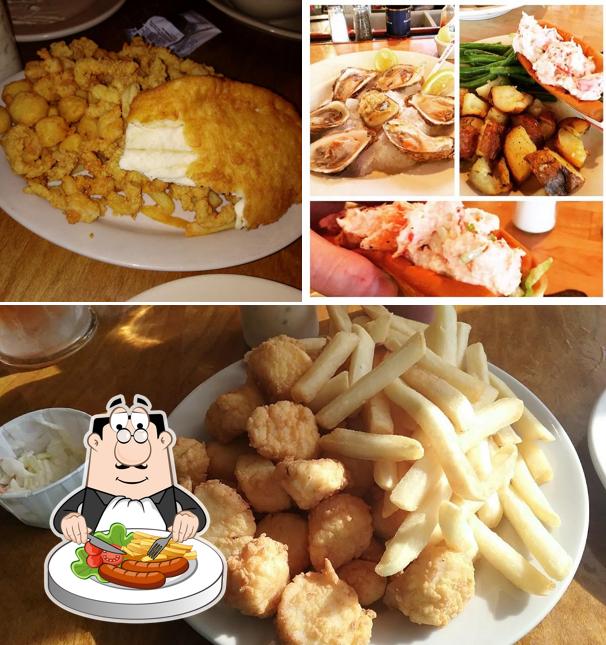 Weathervane Seafood Restaurant, 267 N Plainfield Rd in Lebanon