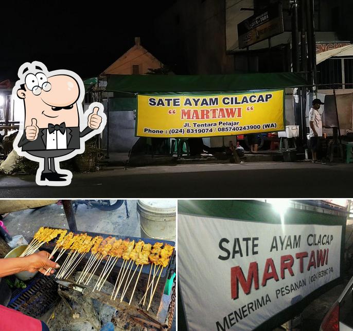 Vea esta foto de Sate Ayam Cilacap Martawi