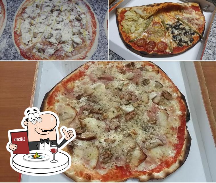 Essen im Pizzeria "due torri" dal maro