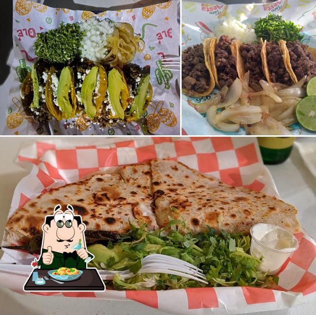 Еда в "Taco Fiesta 956"