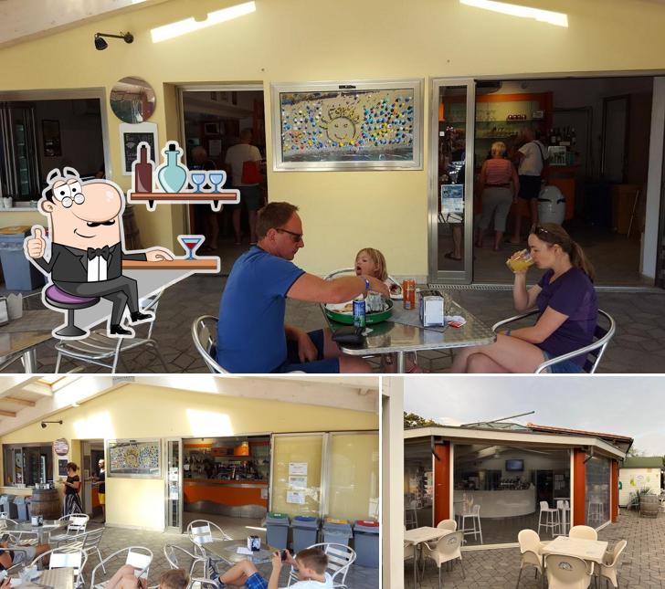 Gli interni di Café Le Esperidi