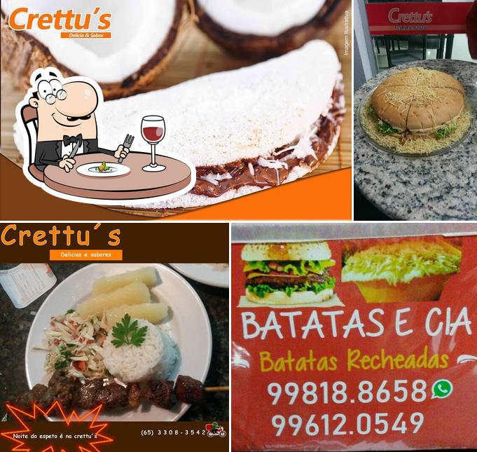 Comida em Crettus Lanches