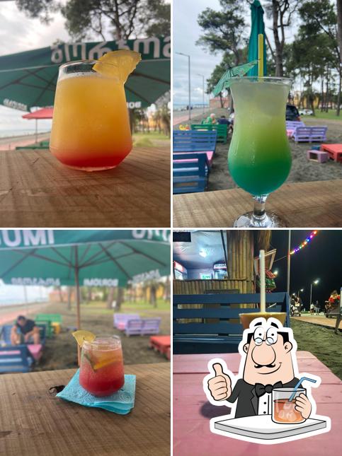 Moana beach bar