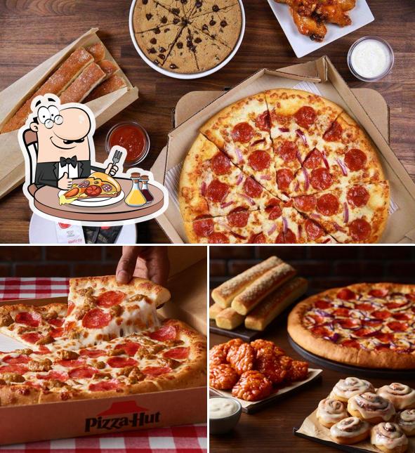 Pizza Hut, Beardstown Plaza, 37 Plaza Dr in Beardstown Restaurant menu and reviews