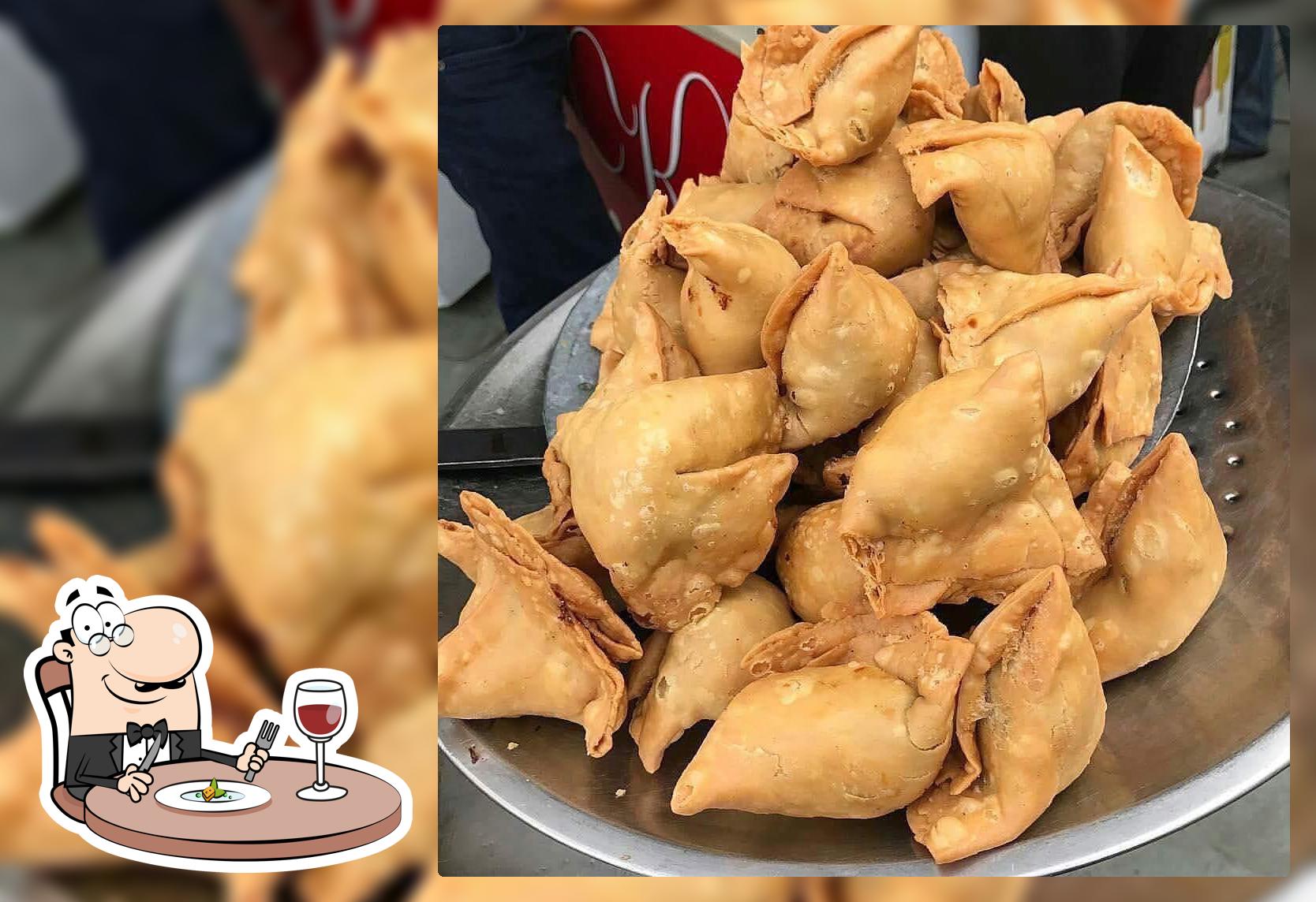 Lekhraj Tilhar Famous Samosa