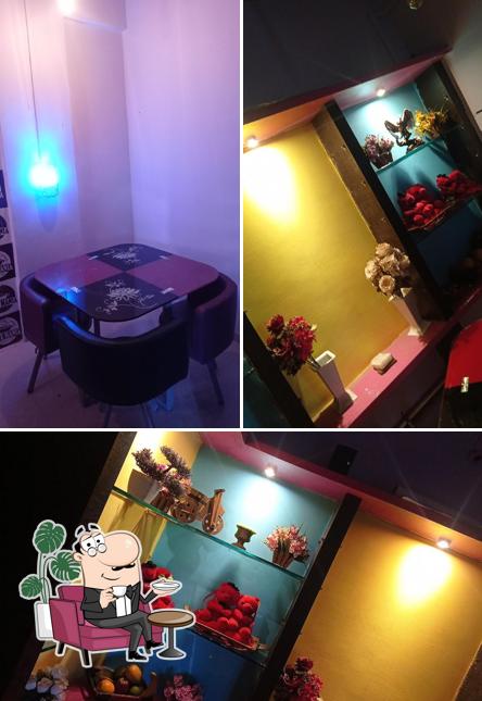 CAFE MANIA