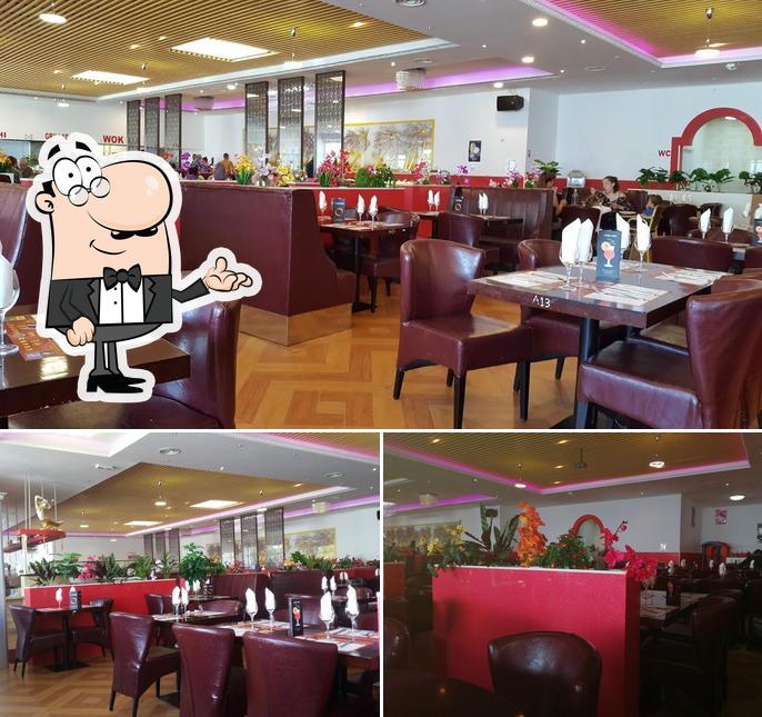 Check out how Wok Buffet Restaurant Asiatique looks inside