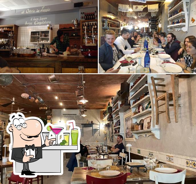 La photo de la comptoir de bar et intérieur de Trattoria La Loggia’s