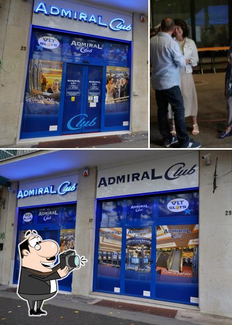 Voici une photo de Admiral Club