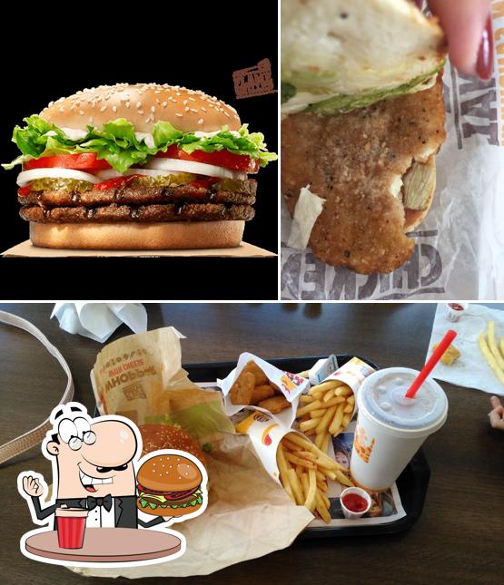 Burger King, 165 Dundee Ave in Elgin Restaurant menu and reviews